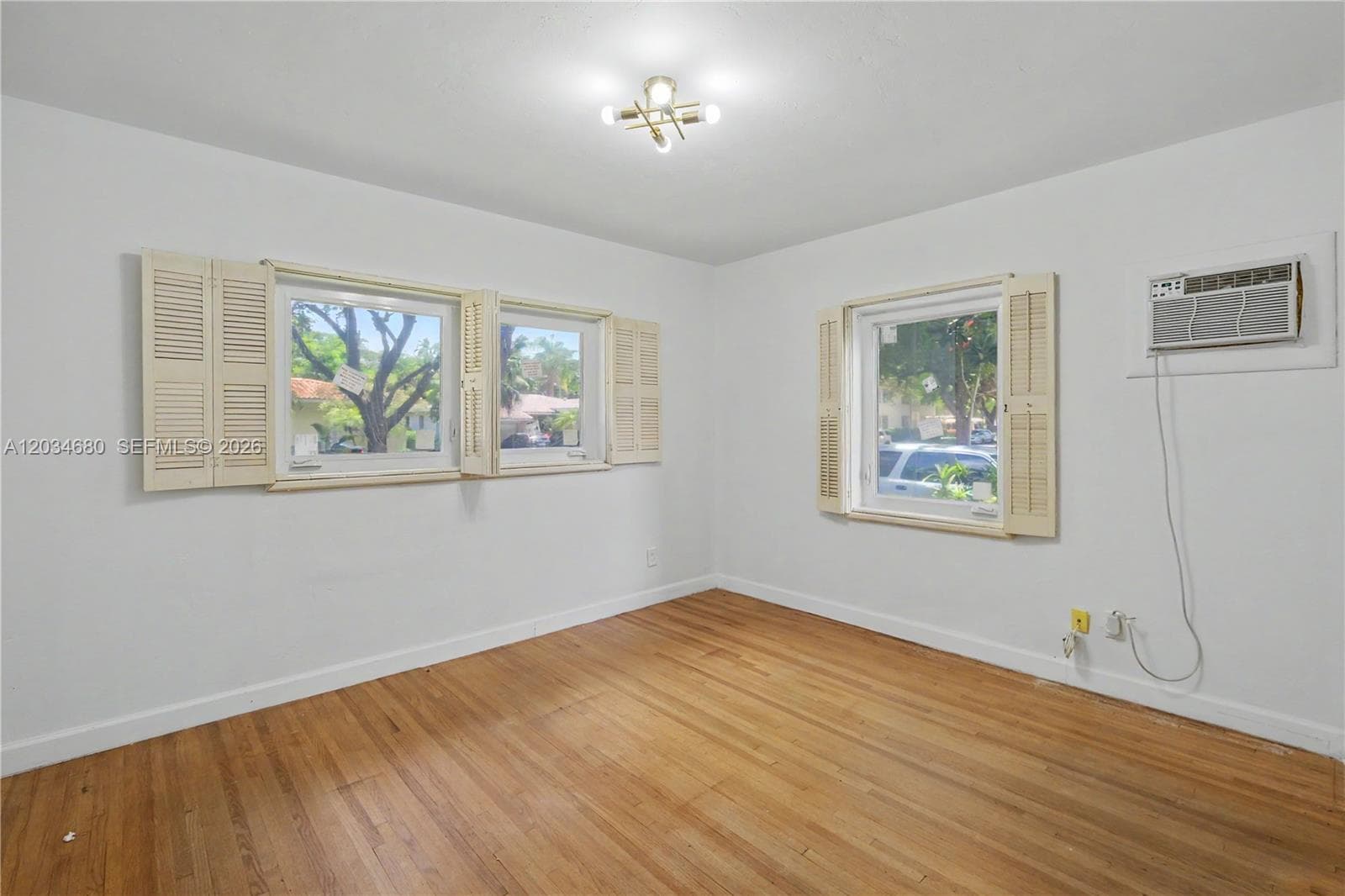 236 Candia Ave photo 5