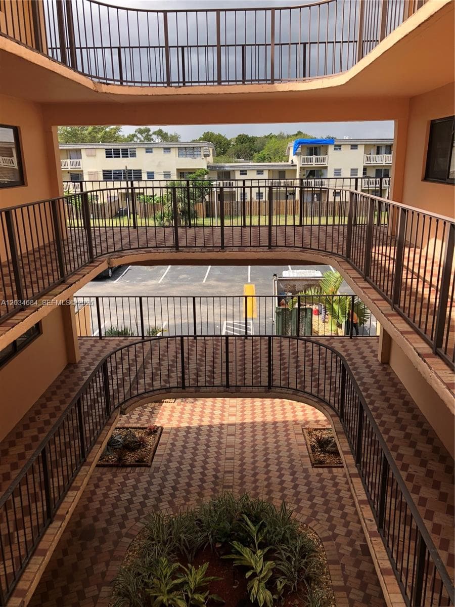 THE HORIZONS WEST CONDO # · #324 in Miami - Photo 6
