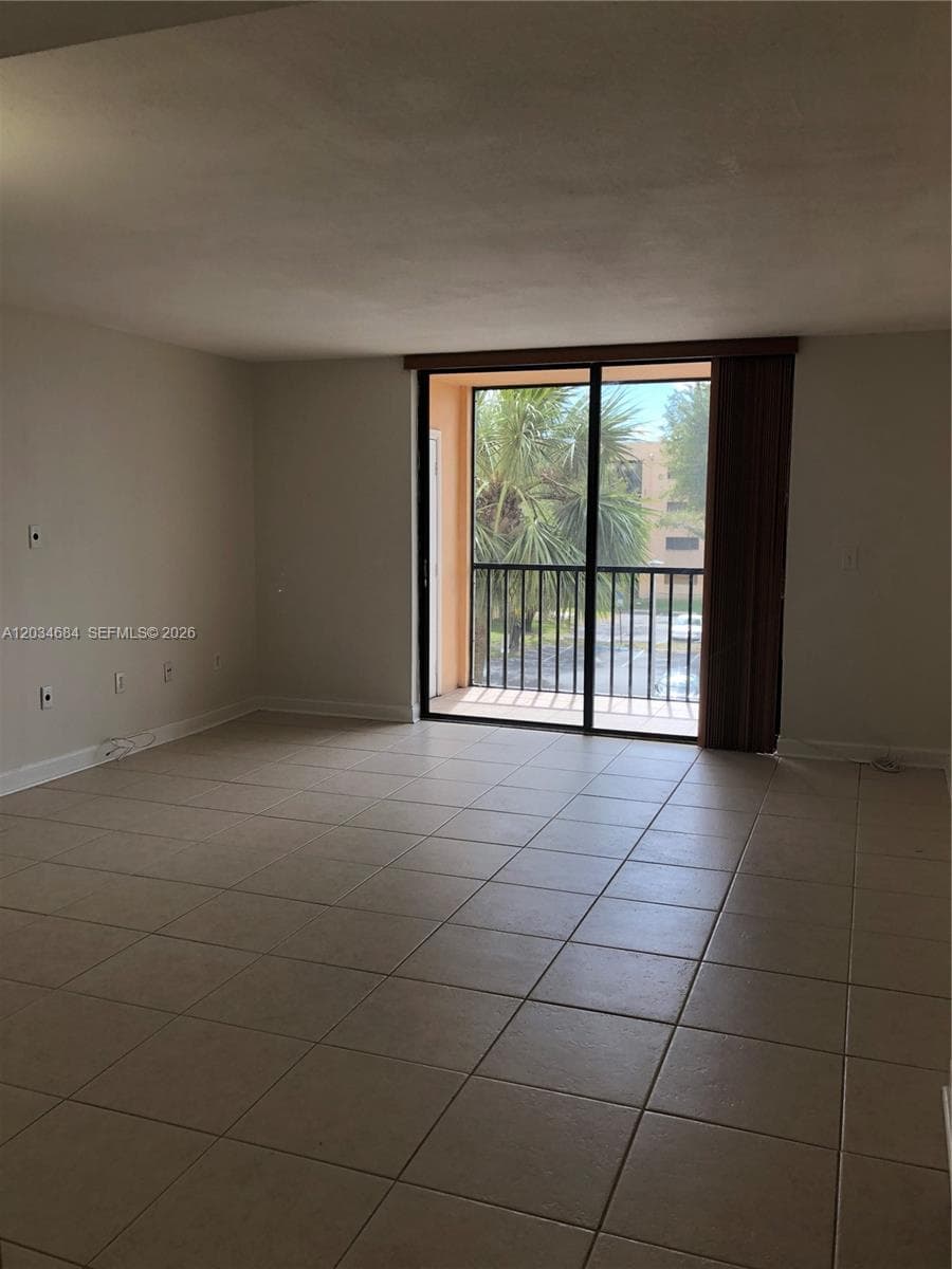 THE HORIZONS WEST CONDO # · #324 in Miami - Photo 8