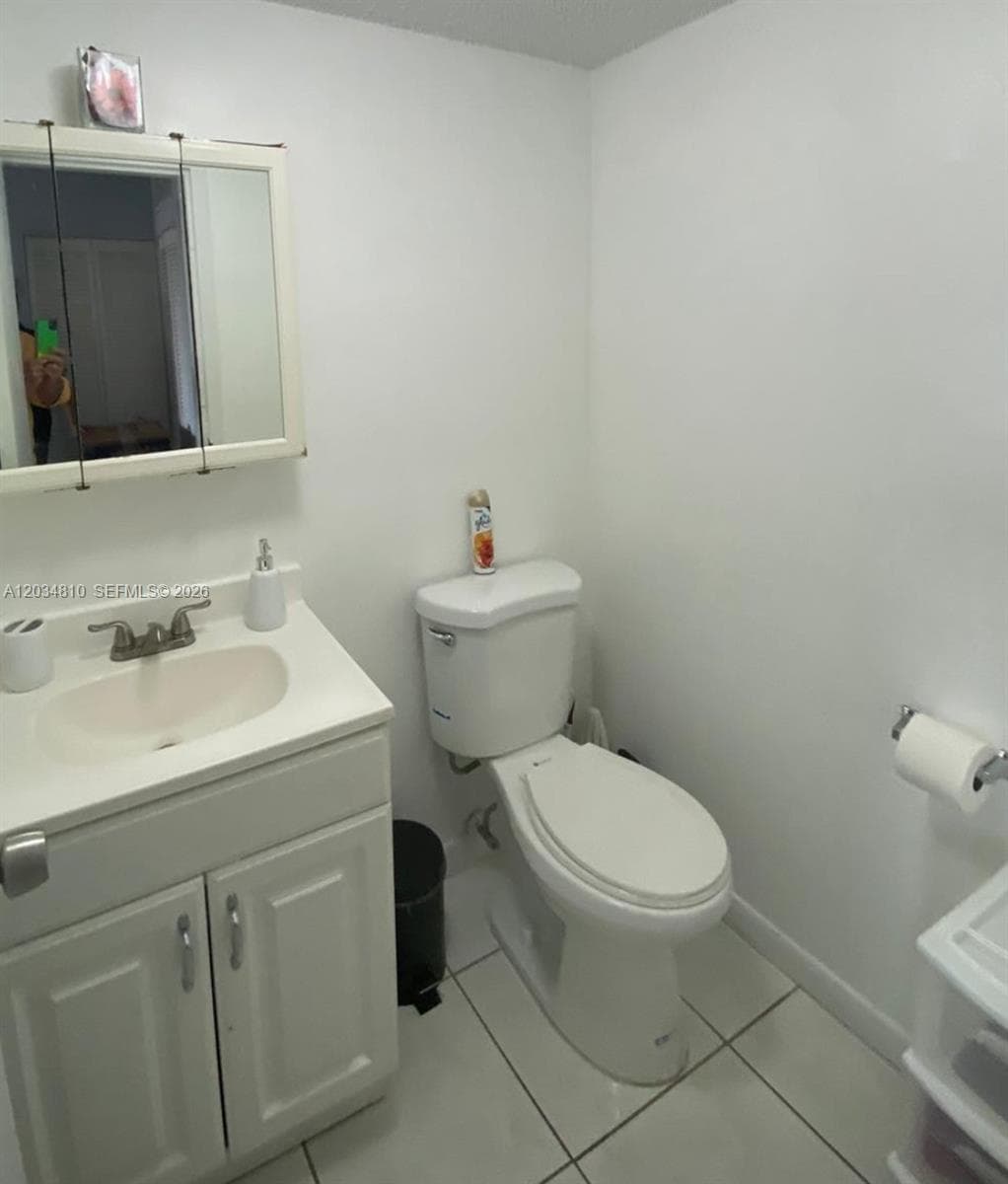 PLAZA OF AMERICAS CONDO · #1009 in Sunny Isles Beach - Photo 6