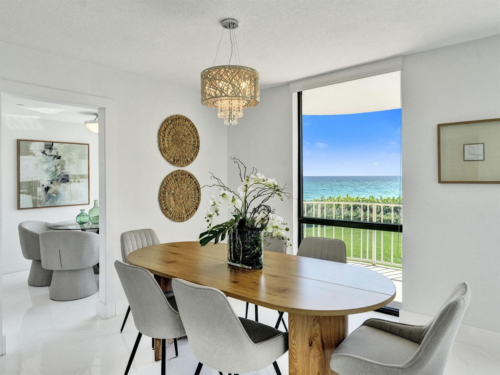 18_Dining-Room