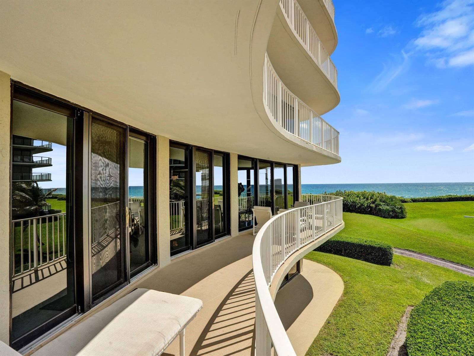 51_Balcony