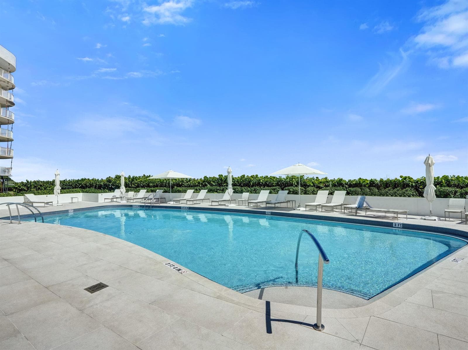 56_Pool