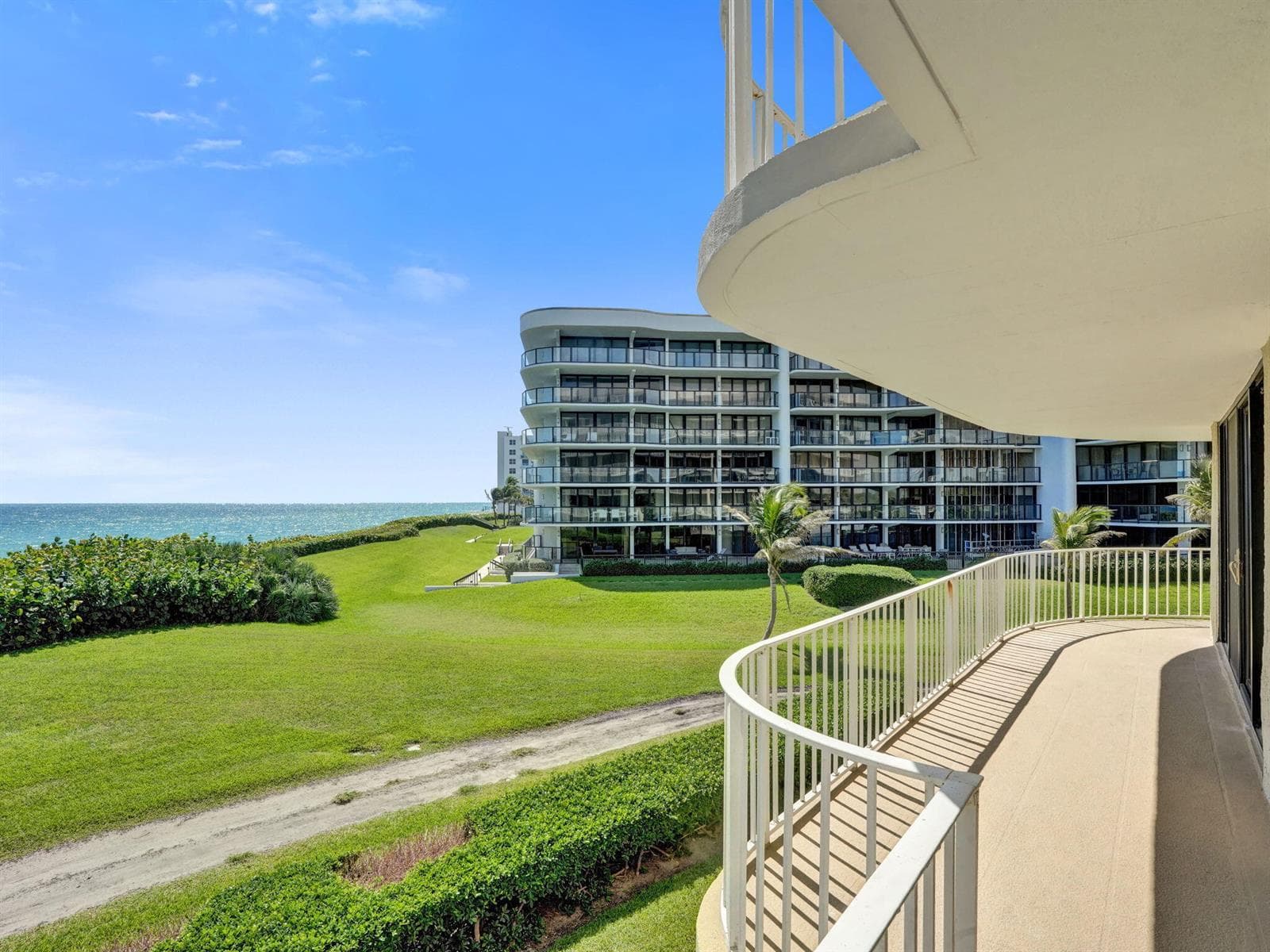 53_Balcony