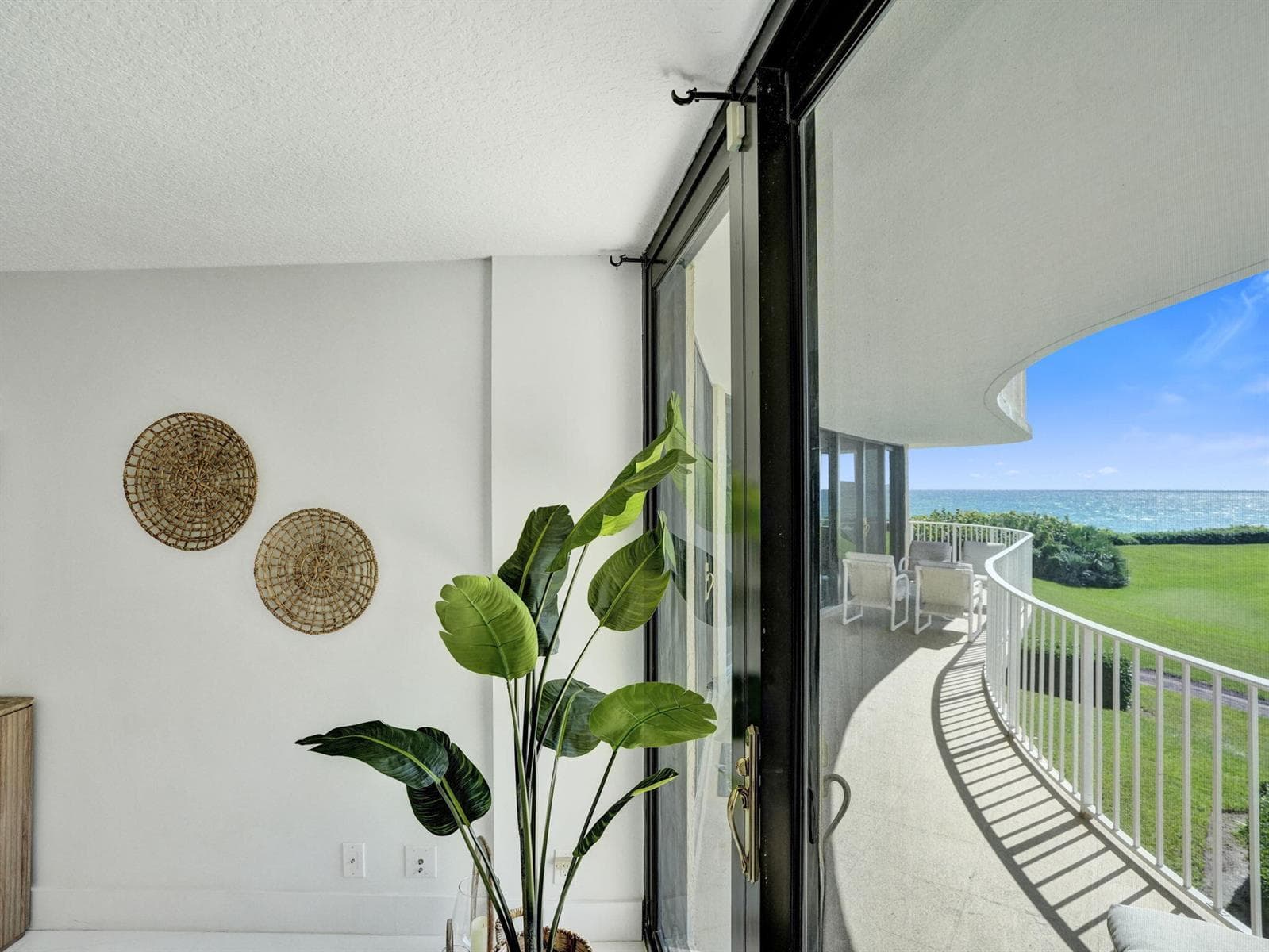 34_Primary-Bedroom-Balcony