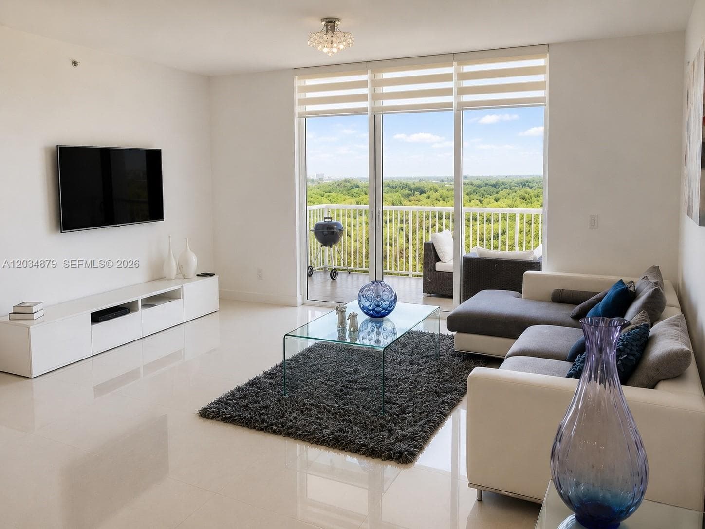 14951 Royal Oaks Ln · #1601 in North Miami - Photo 2
