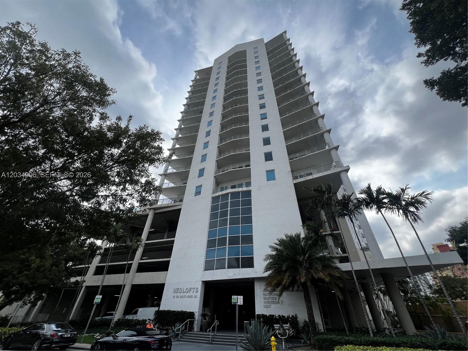 NEO CONDO NEO LOFT · #812 in Miami - Photo 2