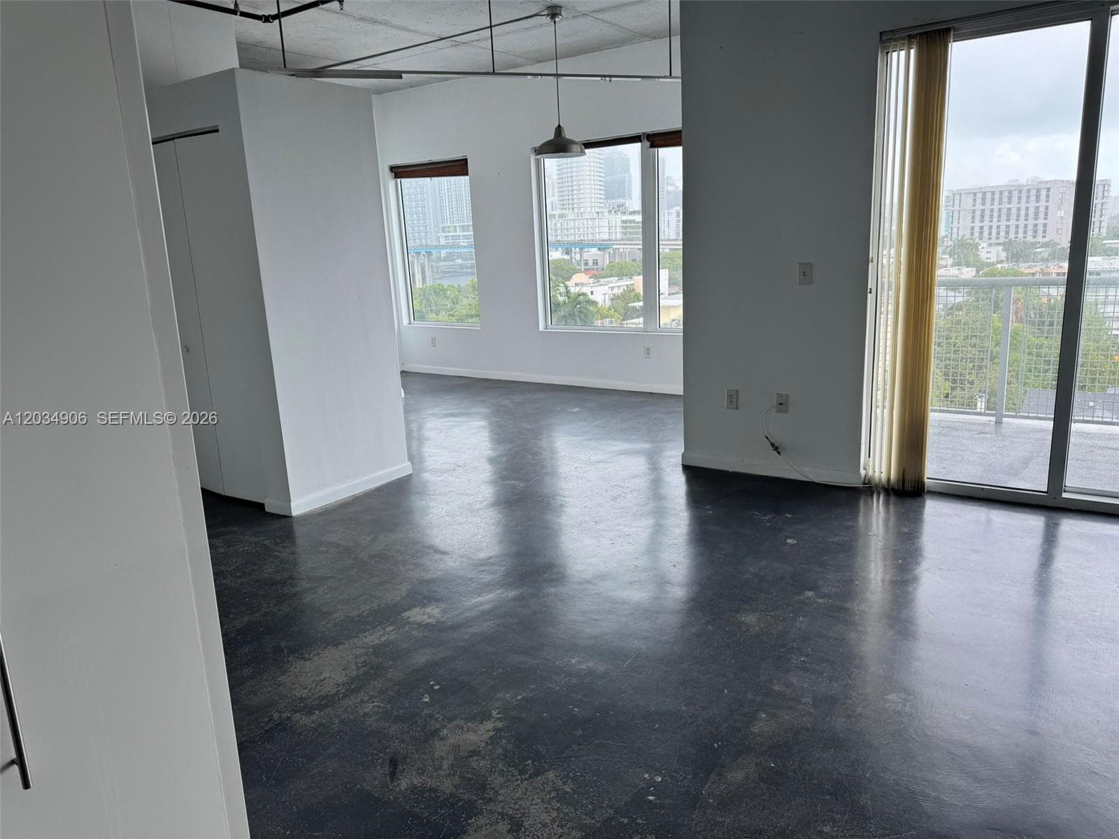 NEO CONDO NEO LOFT · #812 in Miami - Photo 11
