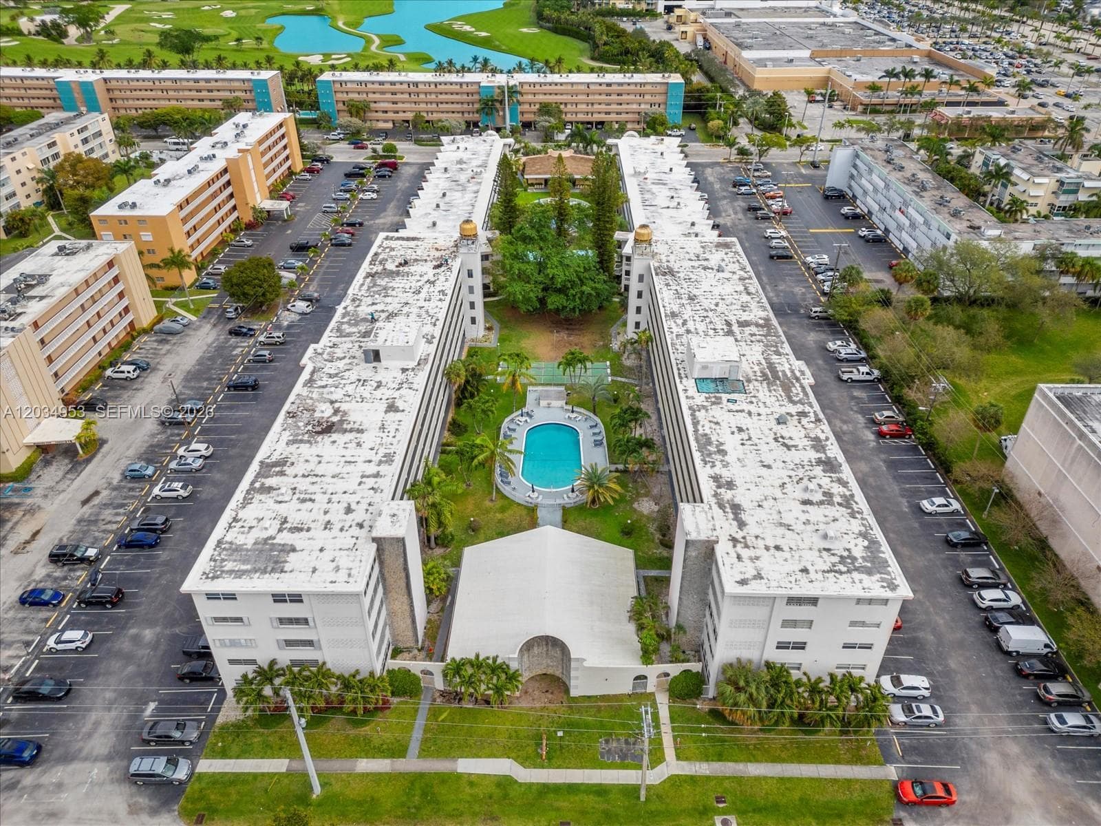 ELDORADO PLAZA WEST · #7C in Hallandale Beach - Photo 1