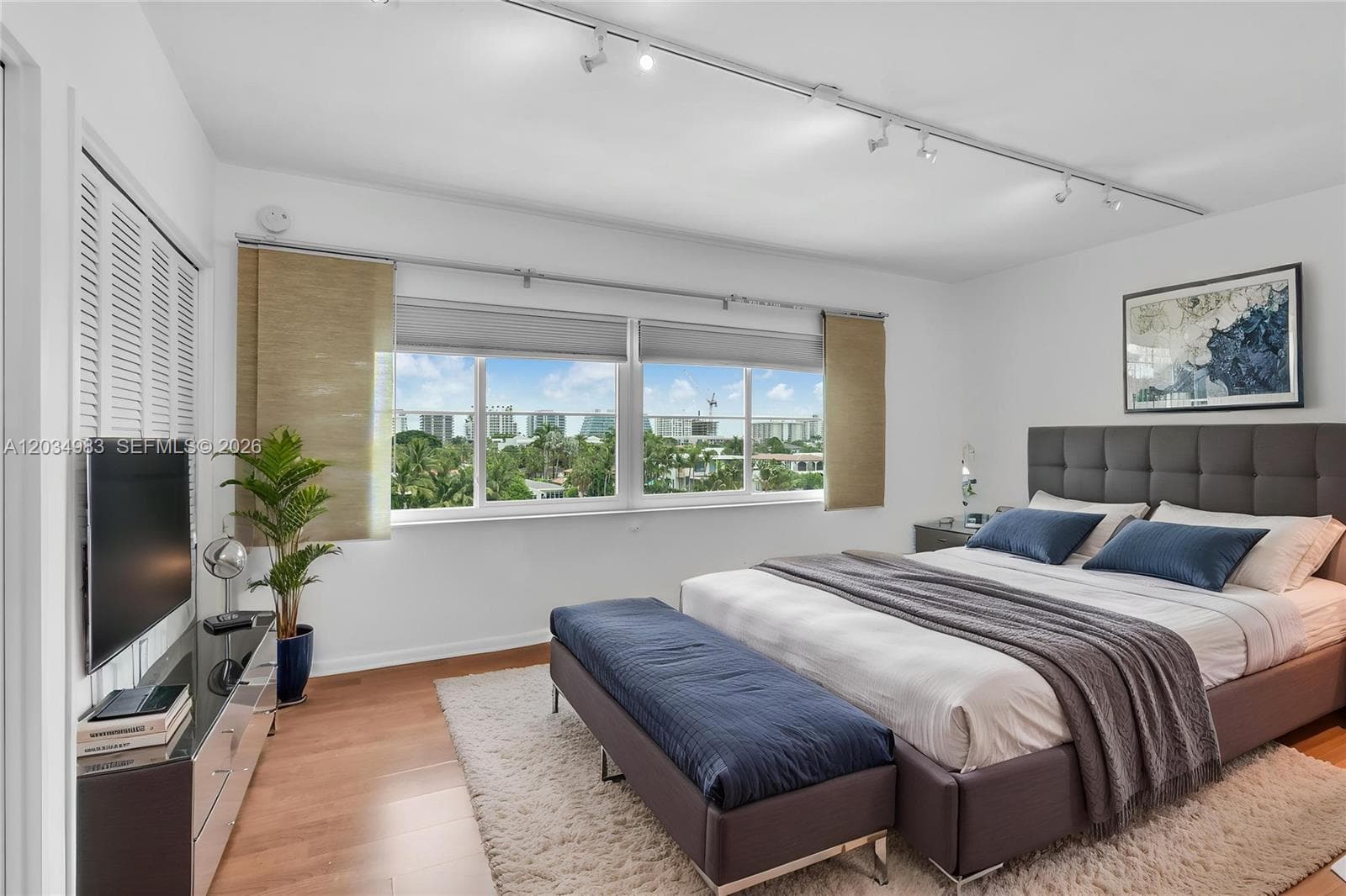 London Towers Condominium · #504N in Bay Harbor Islands - Photo 13