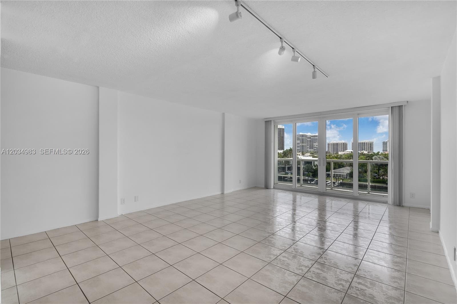 London Towers Condominium · #504N in Bay Harbor Islands - Photo 4