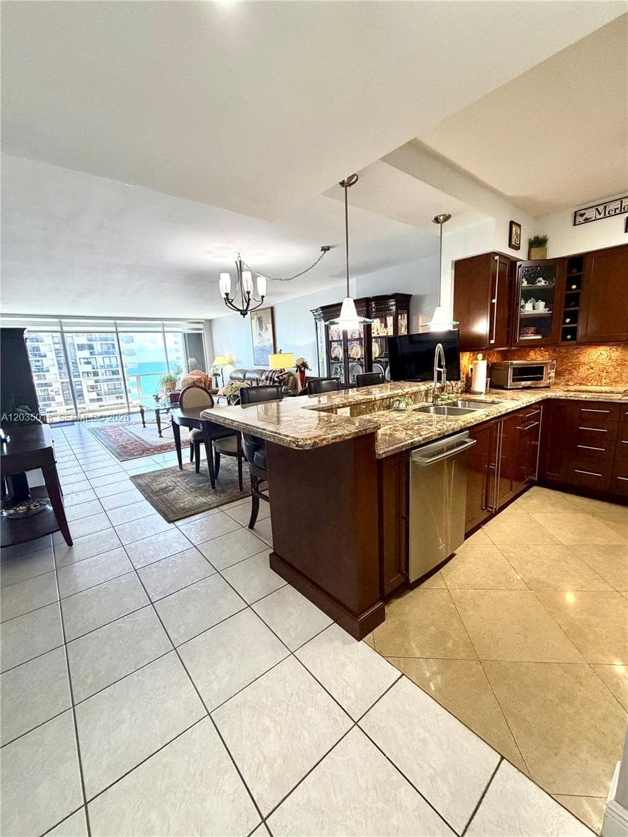 Seacoast 5151 · #14M in Miami Beach - Photo 25