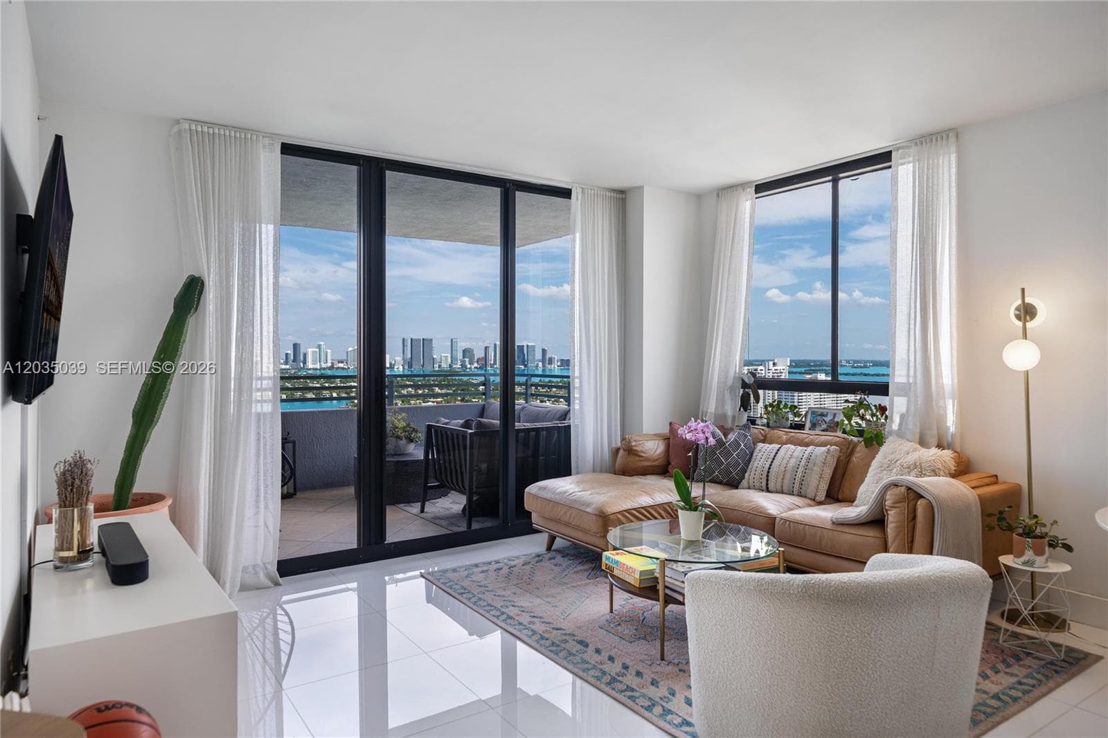 THE WAVERLY · #3001 in Miami Beach - Photo 2