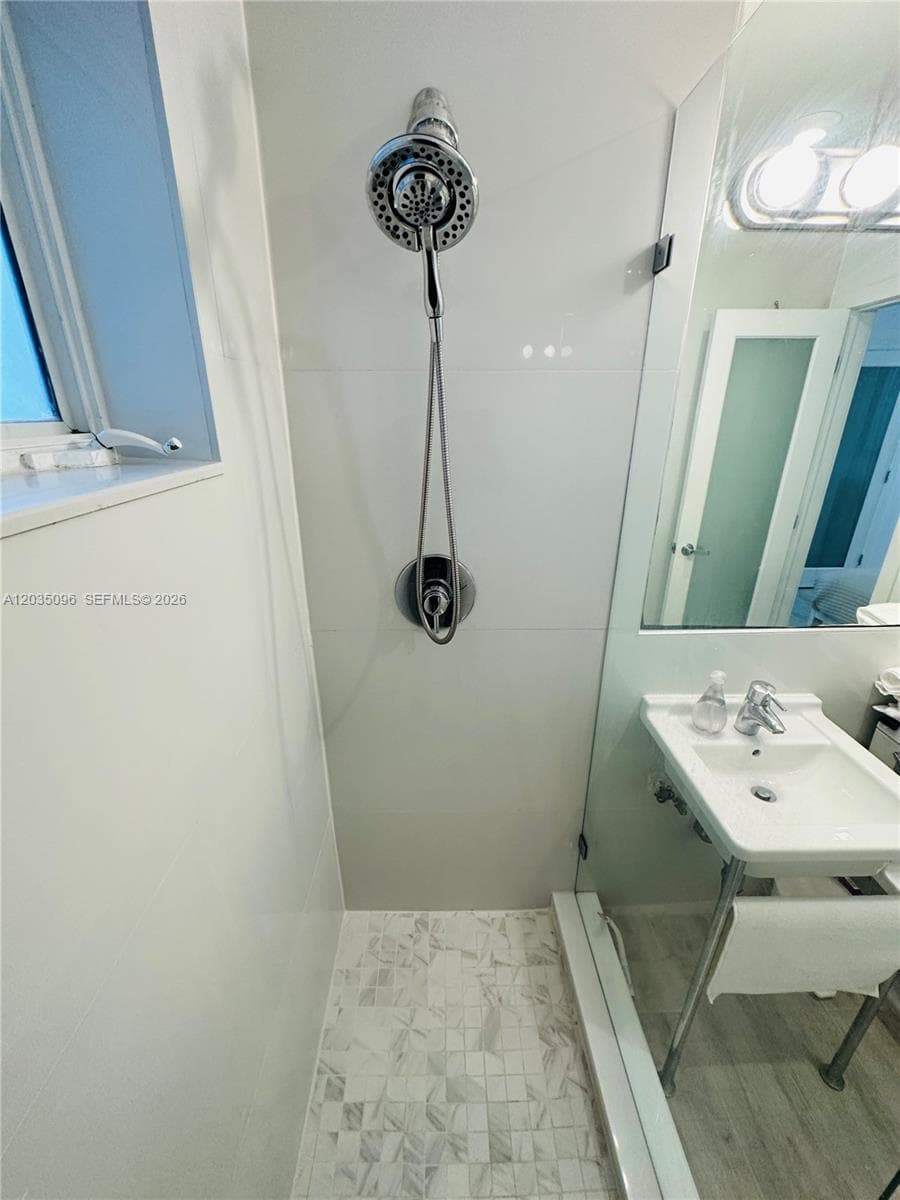 BEACHWALK CONDO · #6 in Miami Beach - Photo 13