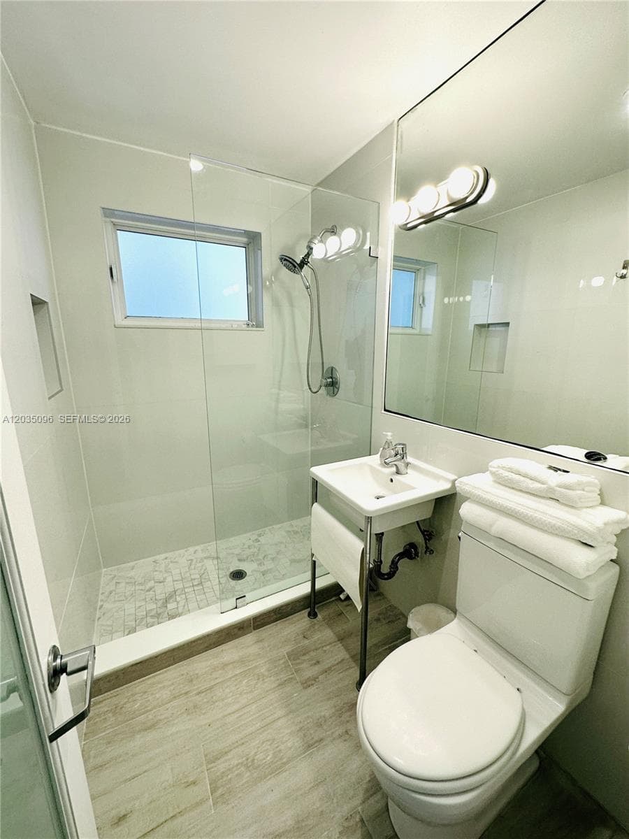 BEACHWALK CONDO · #6 in Miami Beach - Photo 12