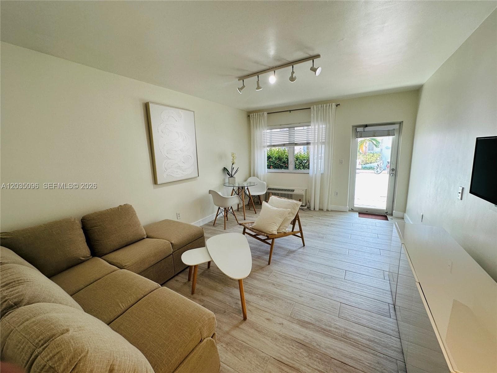 BEACHWALK CONDO · #6 in Miami Beach - Photo 7
