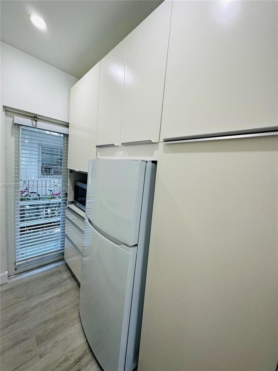BEACHWALK CONDO · #6 in Miami Beach - Photo 9