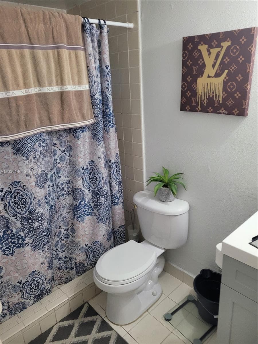 VENETIAN GARDENS AT COUNT · #E105 in Hialeah - Photo 3