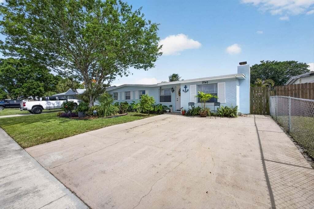 3740 Dunes Road Street View