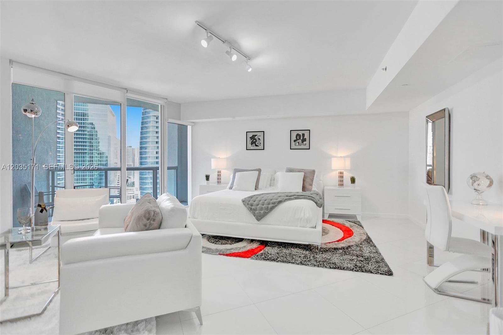 Icon Brickell I · #3408 in Miami - Photo 2