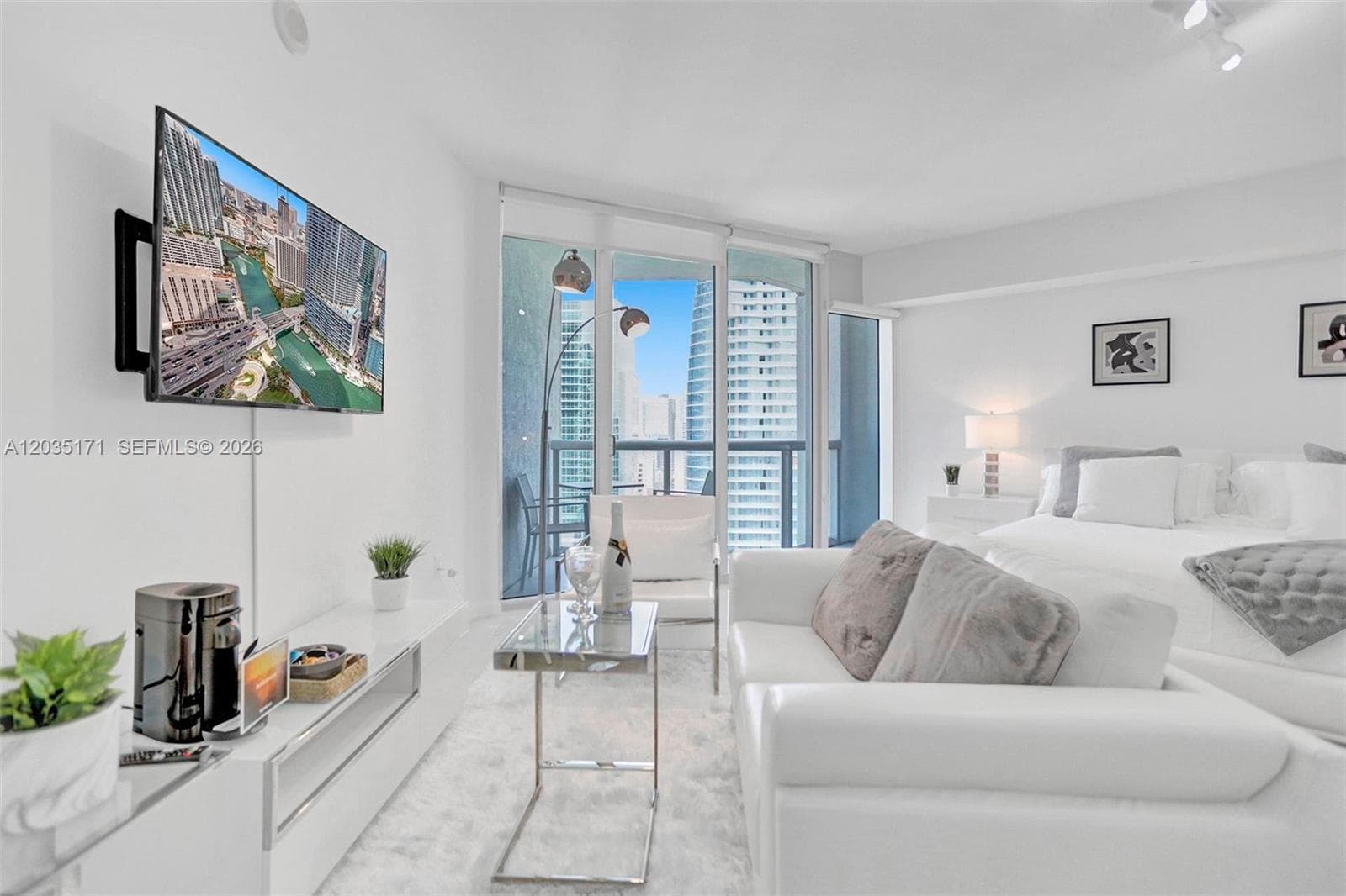 Icon Brickell I · #3408 in Miami - Photo 5
