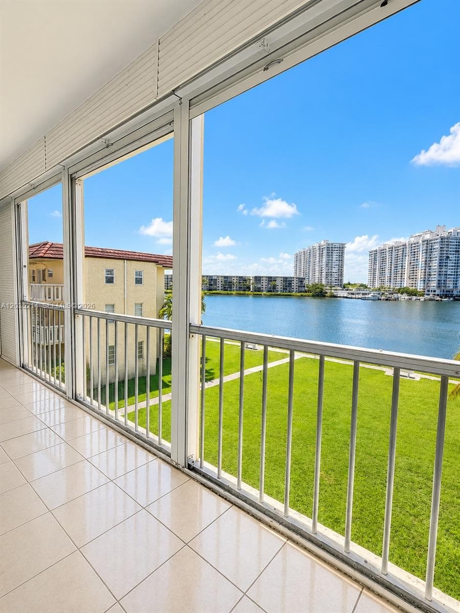 Point East One Condominiu · #C301 in Aventura - Photo 8