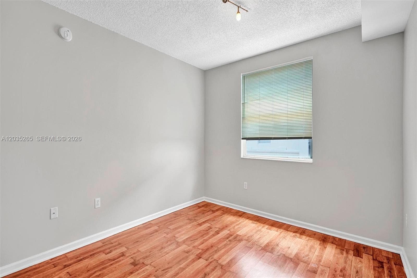 Porto Bellagio · #2802 in Sunny Isles Beach - Photo 17