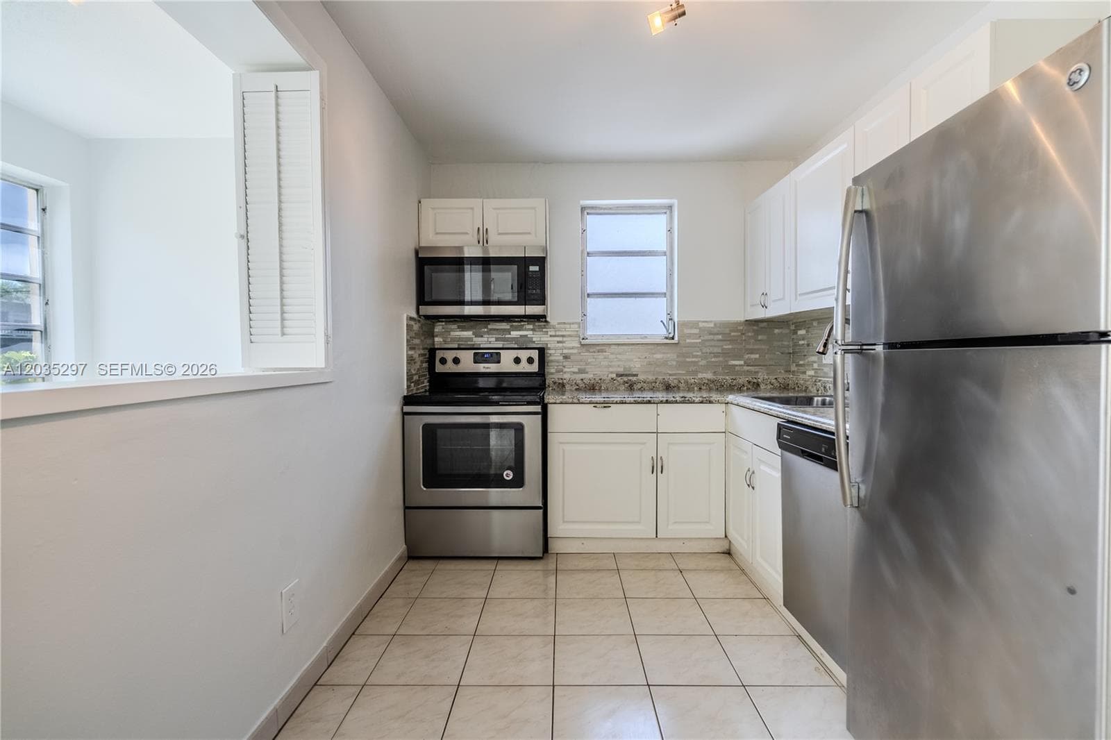 STRAND PLAZA CONDO · #101 in Hallandale Beach - Photo 10
