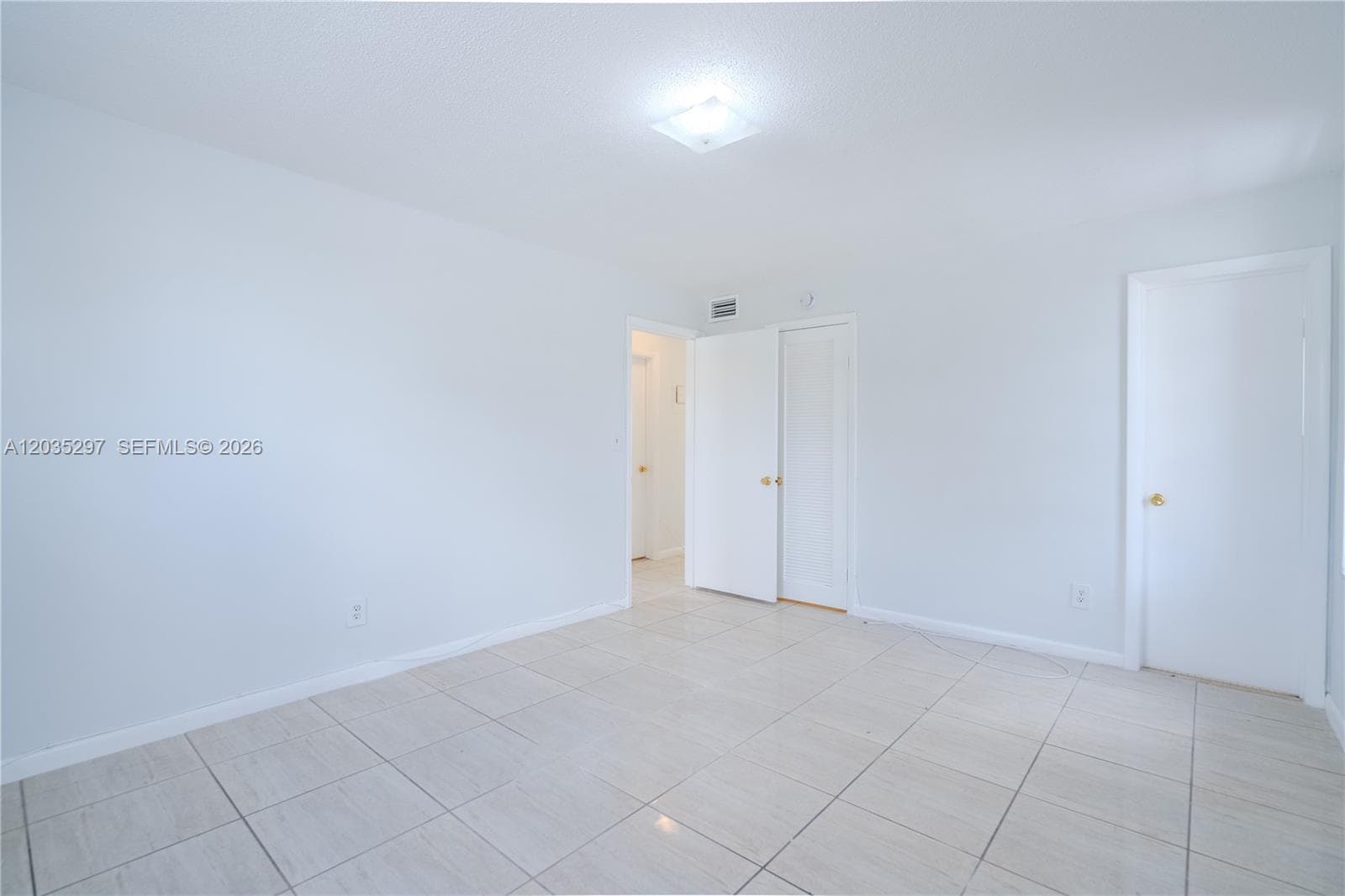 STRAND PLAZA CONDO · #101 in Hallandale Beach - Photo 19