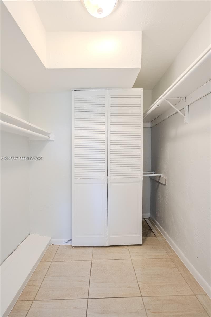 STRAND PLAZA CONDO · #101 in Hallandale Beach - Photo 25