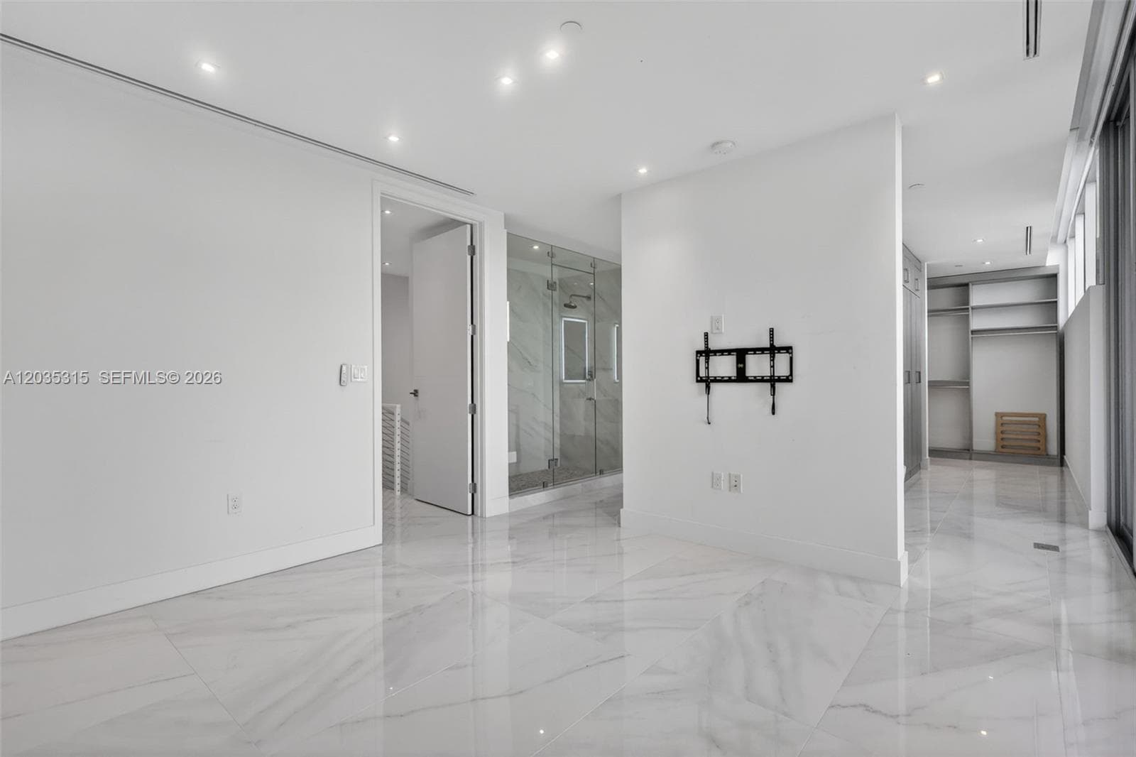 3750 Yacht Club Dr #TH5 photo 36