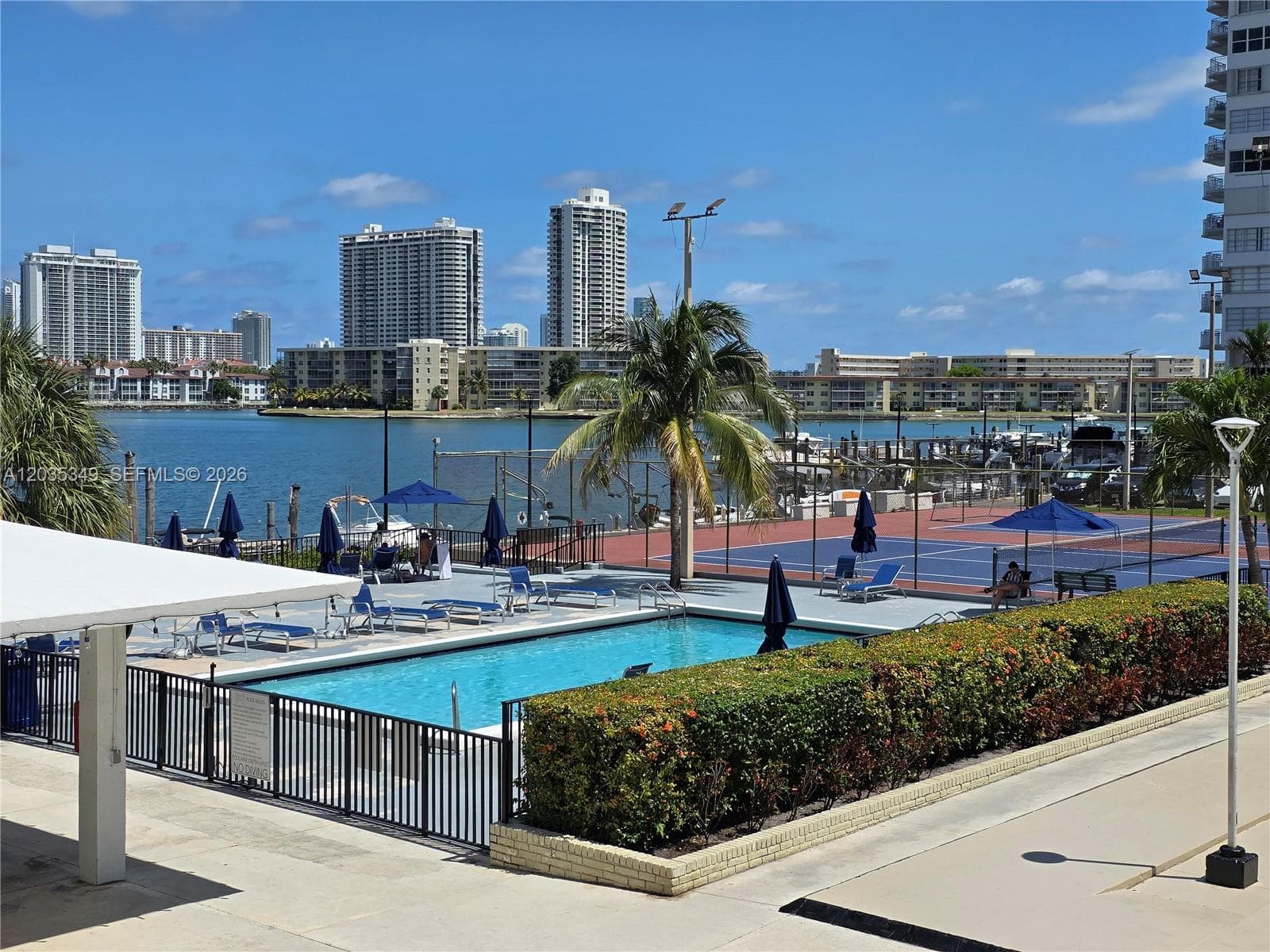 COMMODORE PLAZA CENTURY · #1111 in Aventura - Photo 23