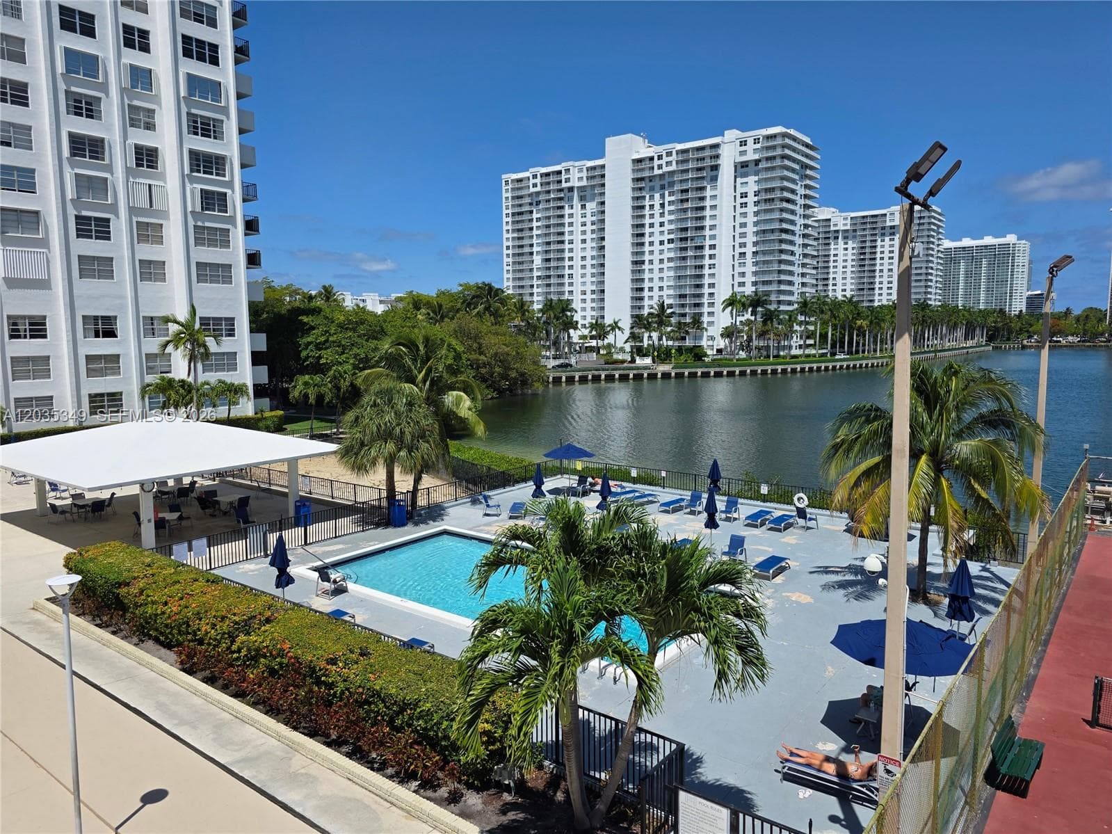 COMMODORE PLAZA CENTURY · #1111 in Aventura - Photo 21