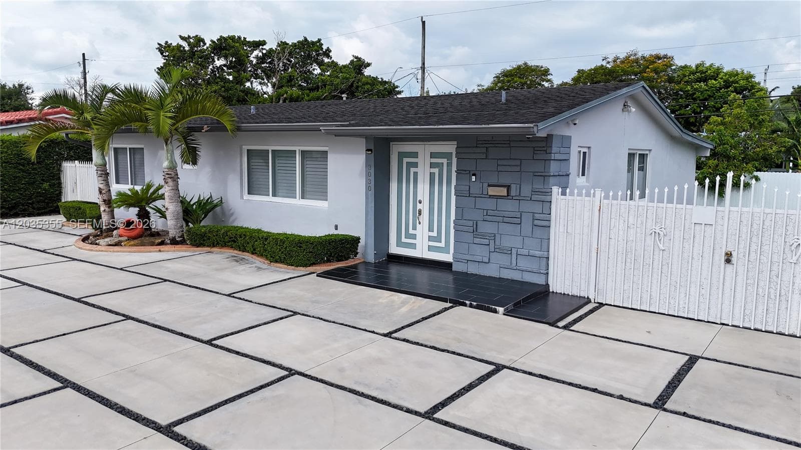 3030 SW 96th Ave photo 5