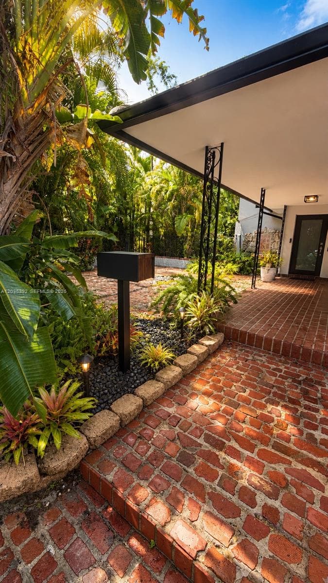 10115 Biscayne Blvd photo 13