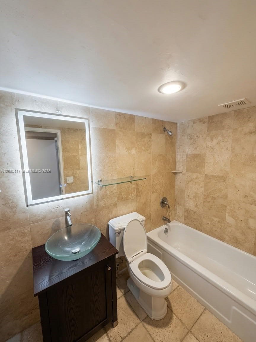 Admirals Port Condominium · #202W in Aventura - Photo 6