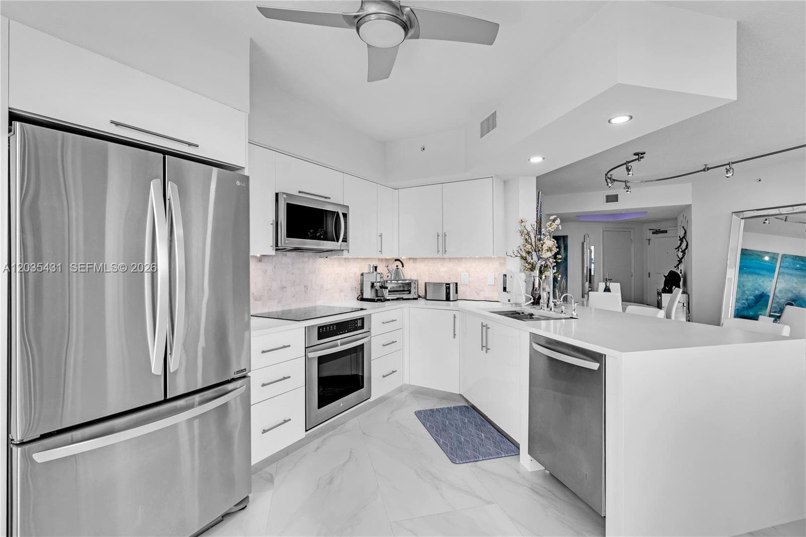 Watergarden · #1904 in Fort Lauderdale - Photo 18