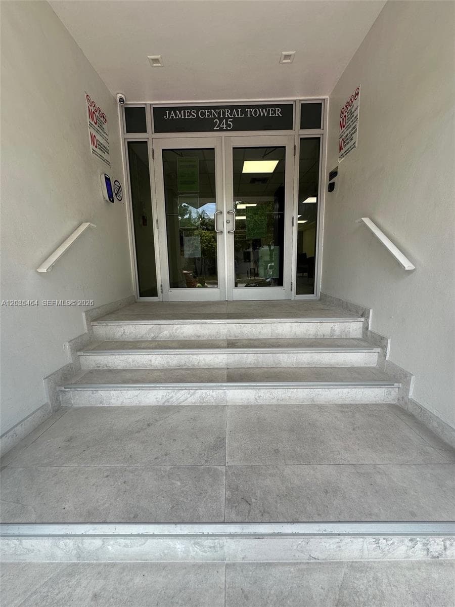 JAMES CENTRAL TOWERS COND · #401 in Miami Beach - Photo 2
