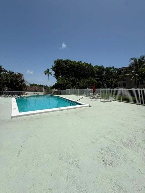 ROLLING GREEN · #C107 in Miami - Photo 2