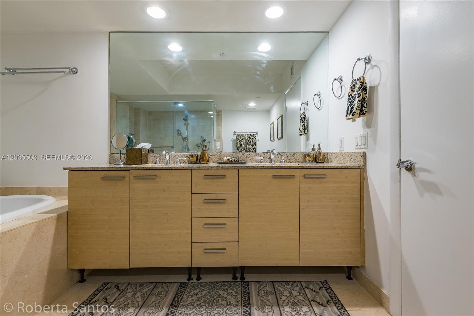 BEACH CLUB TWO CONDO · #2410 in Hallandale Beach - Photo 16
