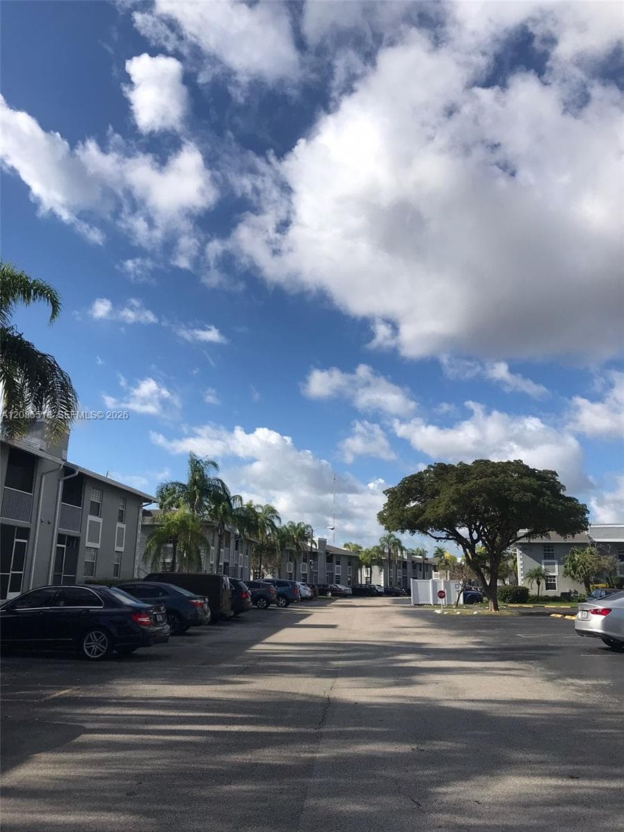 monterey village · #204-29 in Miami - Photo 2