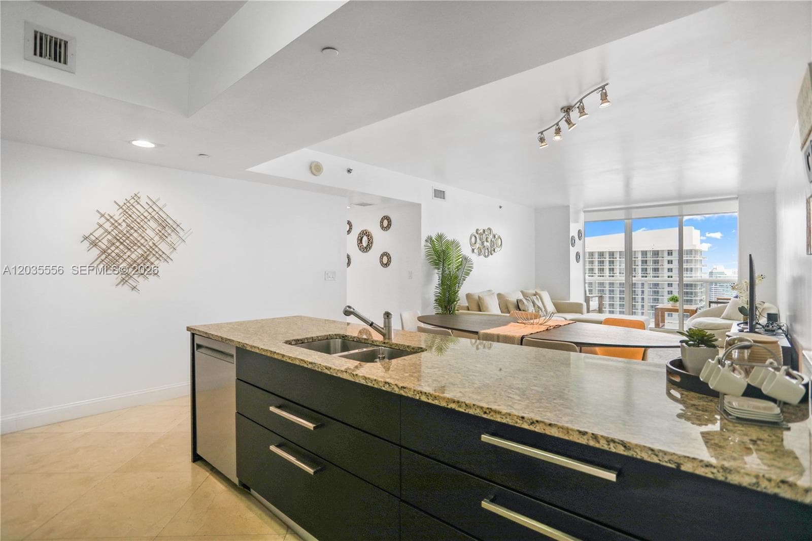 BEACH CLUB TWO CONDO · #4511 in Hallandale Beach - Photo 38
