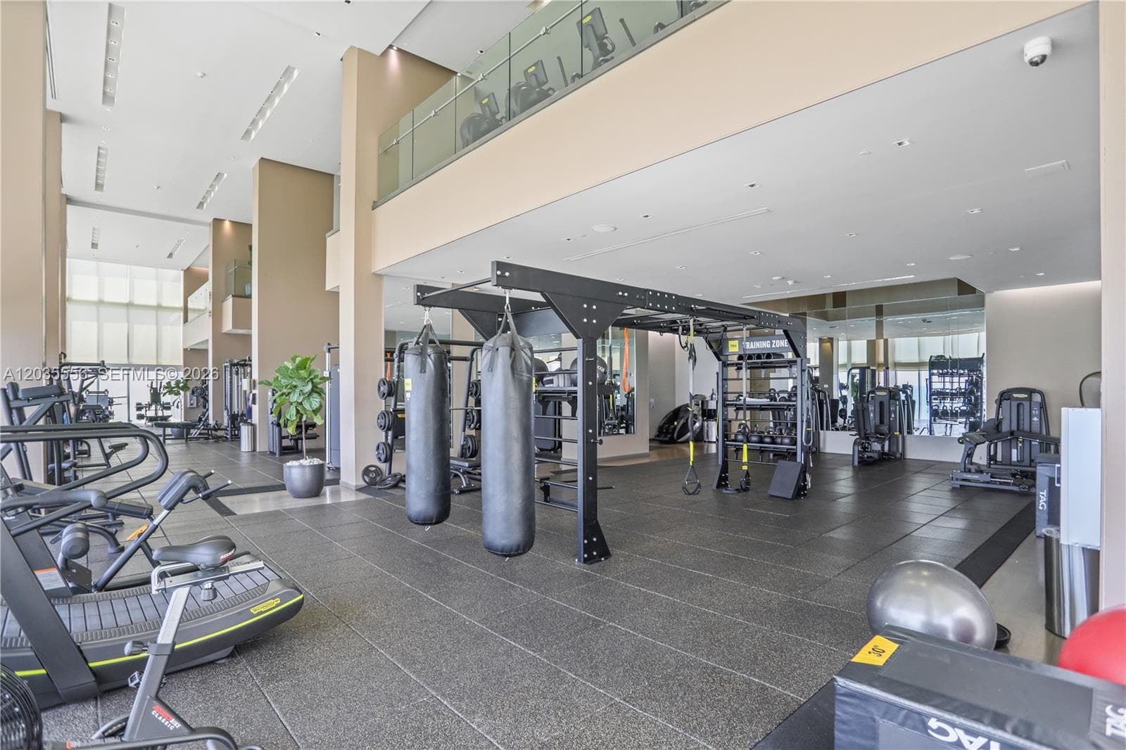 BEACH CLUB TWO CONDO · #4511 in Hallandale Beach - Photo 49