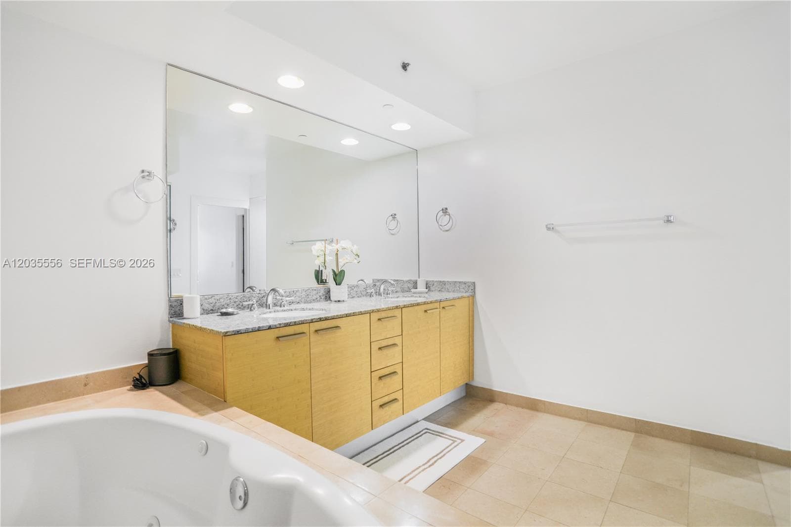 BEACH CLUB TWO CONDO · #4511 in Hallandale Beach - Photo 14