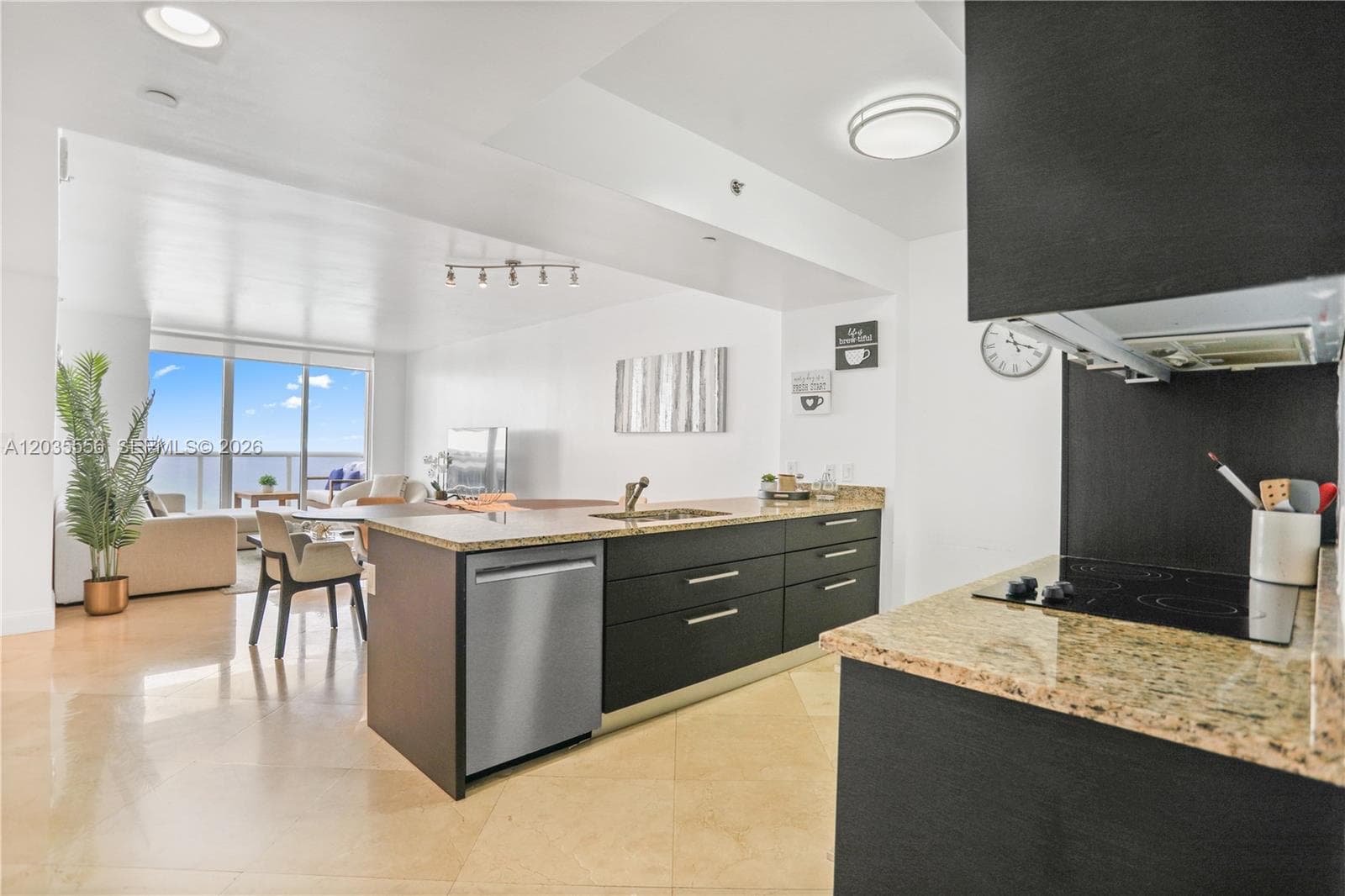 BEACH CLUB TWO CONDO · #4511 in Hallandale Beach - Photo 45