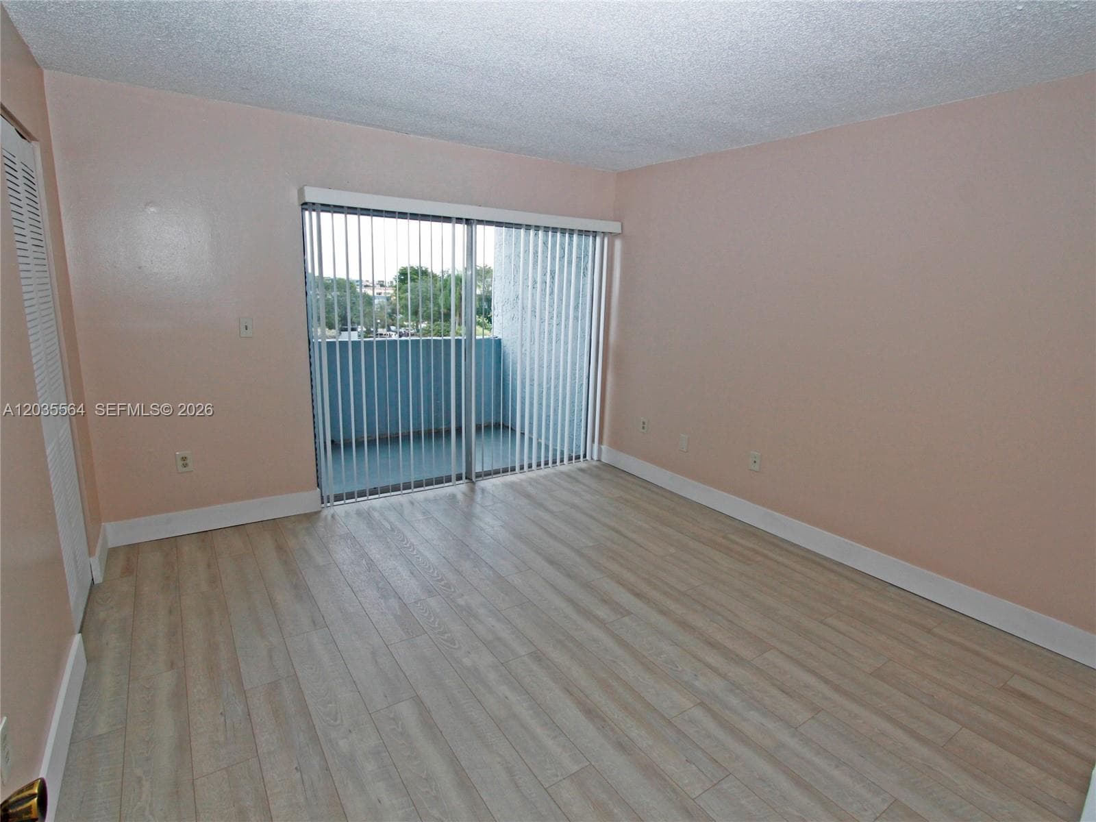 THE BEACH CLUB FONTAINEBL · #B403 in Miami - Photo 22