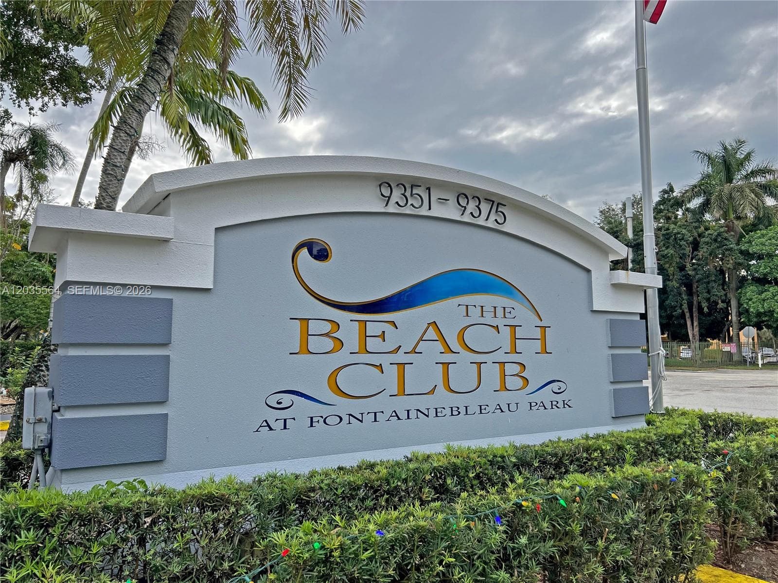 THE BEACH CLUB FONTAINEBL · #B403 in Miami - Photo 1