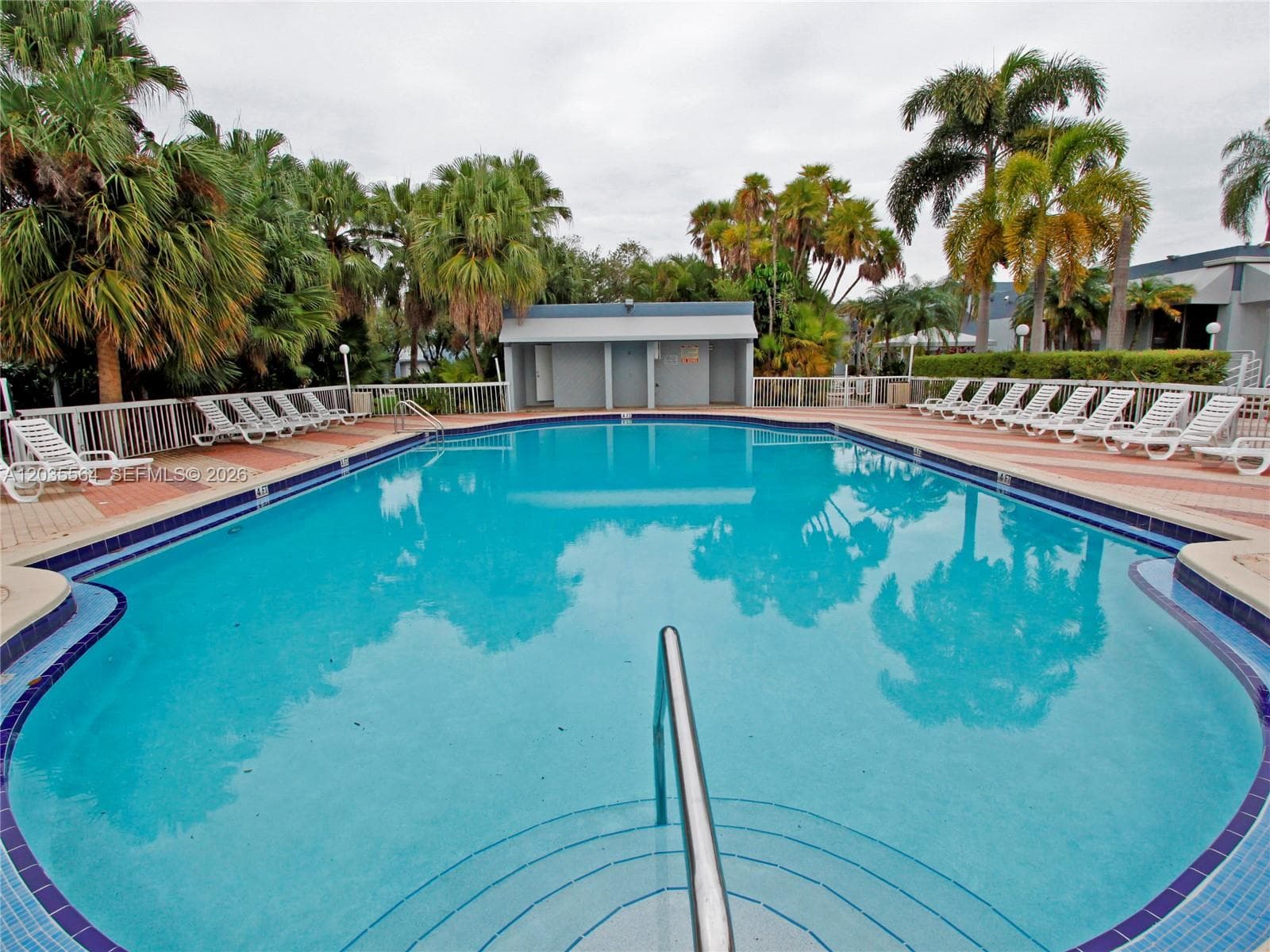 THE BEACH CLUB FONTAINEBL · #B403 in Miami - Photo 30