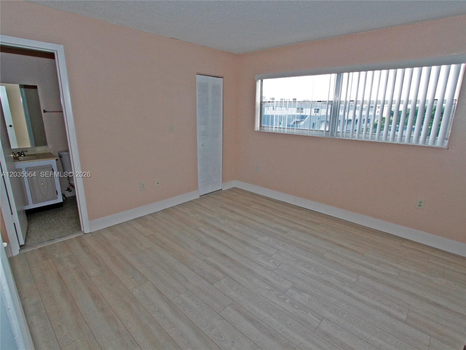 THE BEACH CLUB FONTAINEBL · #B403 in Miami - Photo 18