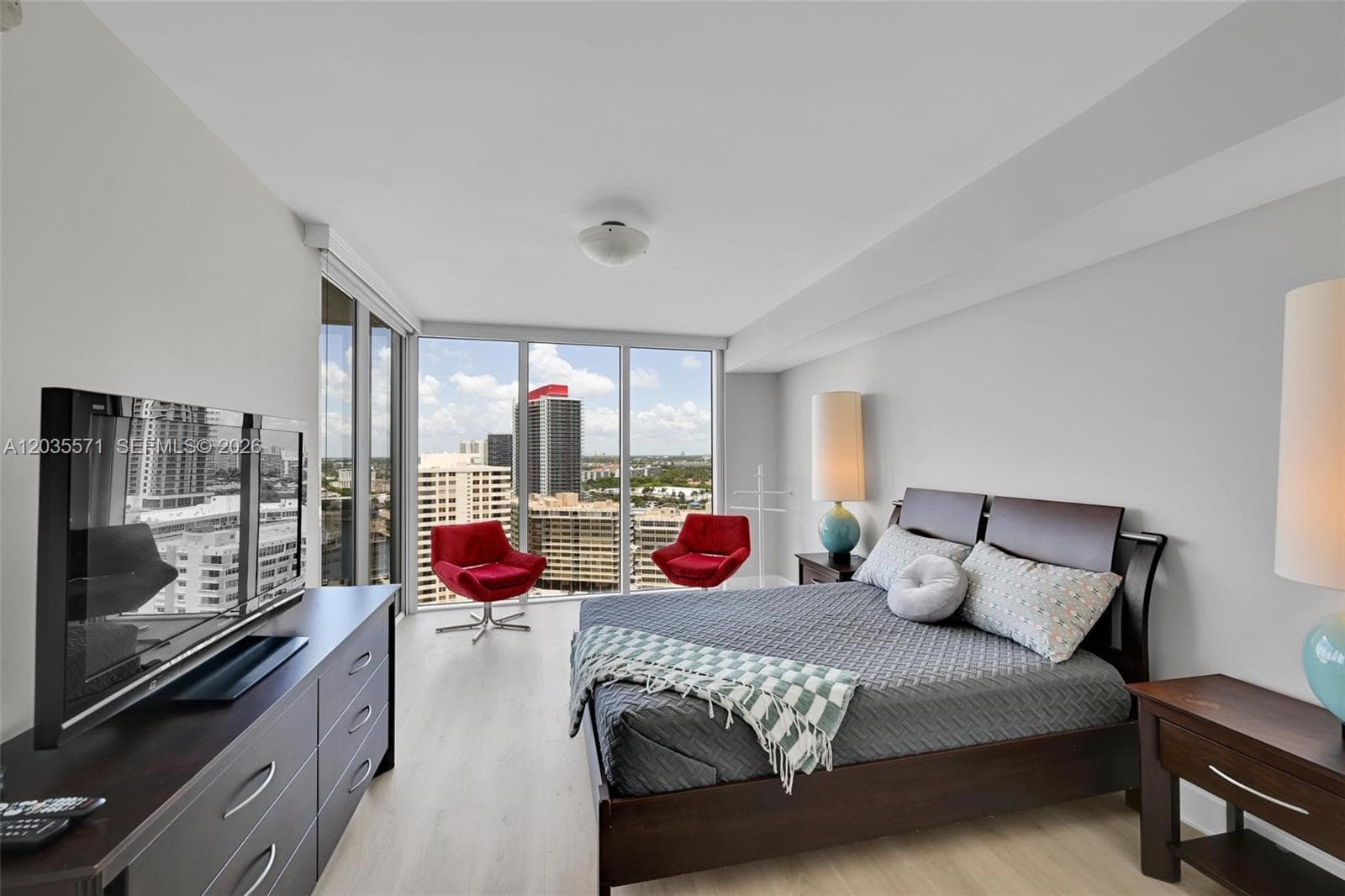 BEACH CLUB CONDO · #1907 in Hallandale Beach - Photo 17